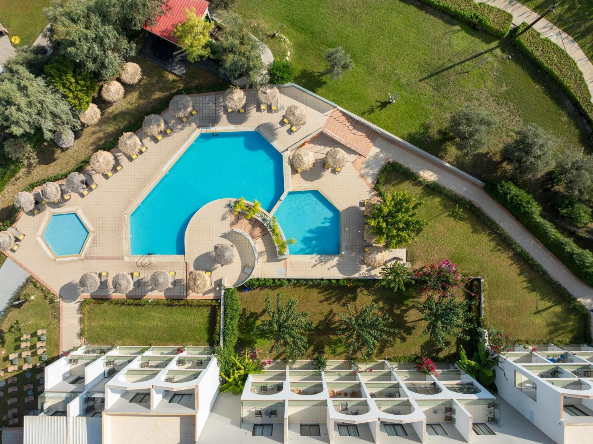 Lindos Breeze Beach Hotel 키오타리 외부 사진